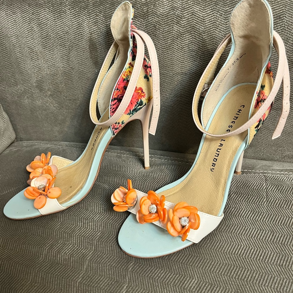 Chinese Laundry Floral Stilettos size 7